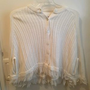 Blueberi Boulevard White Knitted Poncho